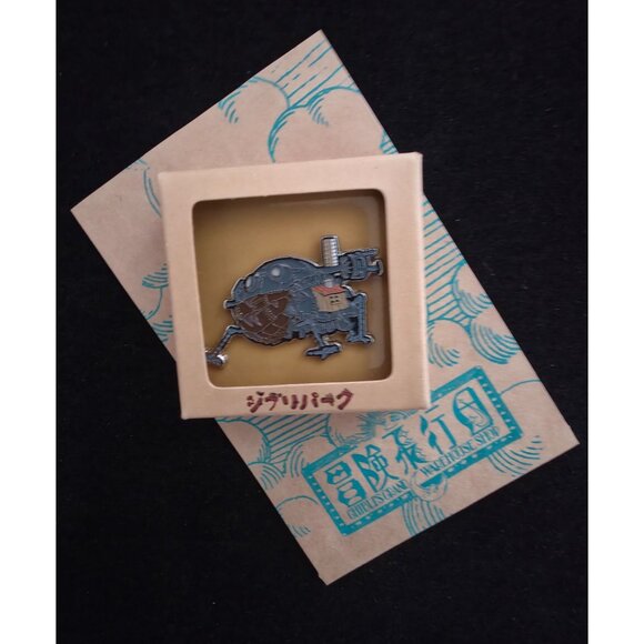 NEW Studio Ghibli Park Japan Exclusive Howl's Moving Castle Enamel Pin Badge - Picture 1 of 4
